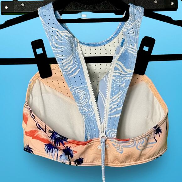 Roxy Hawaiian Palm Tree Rash Guard - Excellent Condition! - Picture 5 of 12